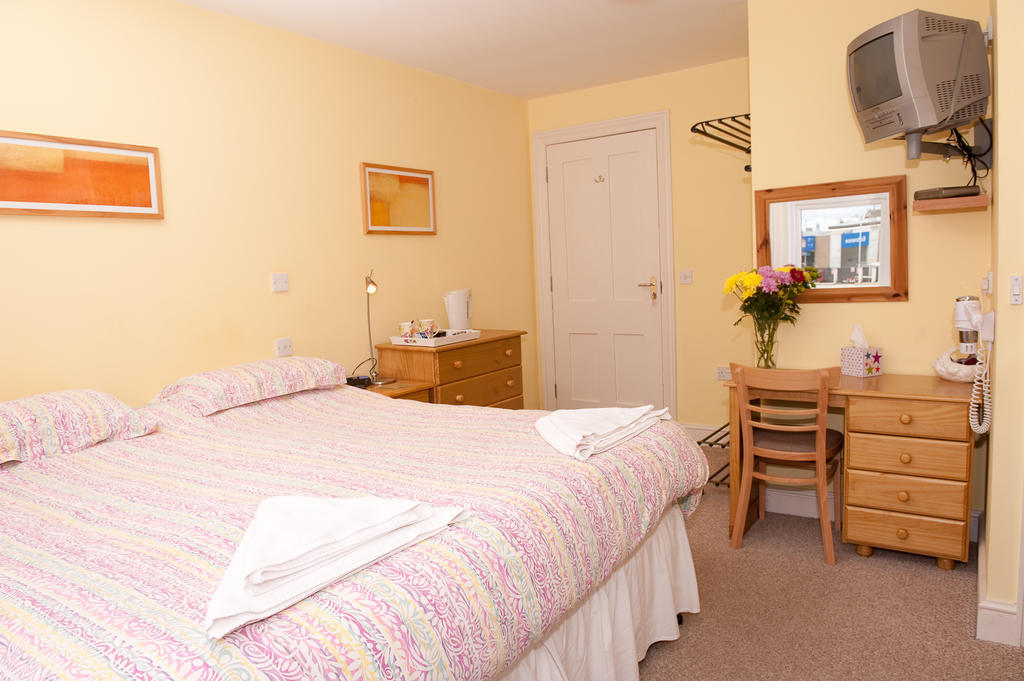 Holbrook Bed And Breakfast Шафтсбъри Стая снимка